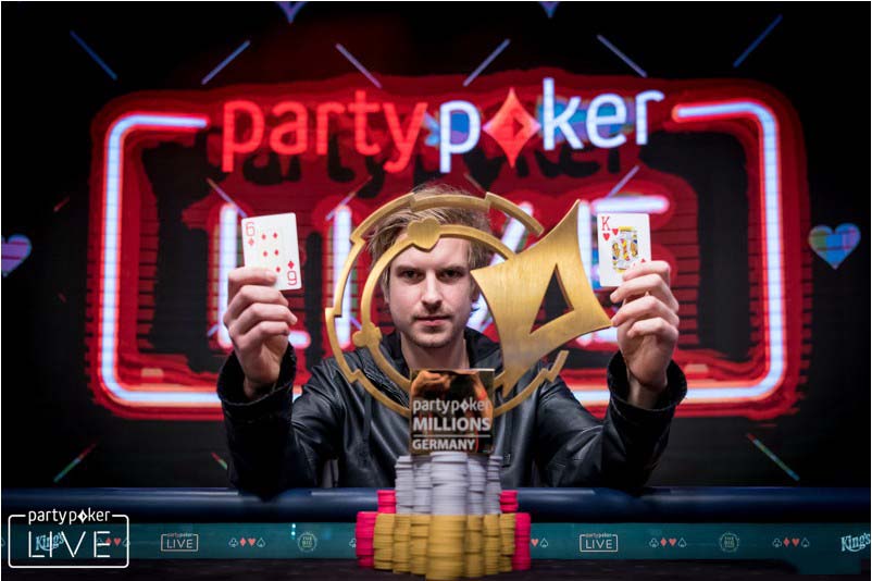 Viktor Blom is the player of the month according to PokerDiscover