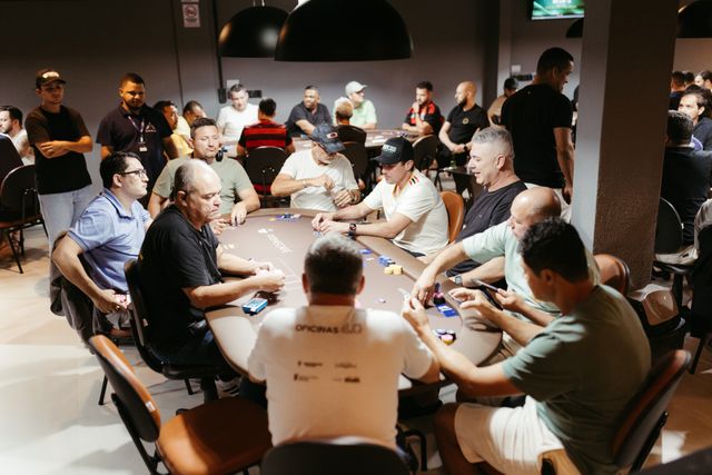 Is Live Poker A Popular Choice In Modern Gaming?