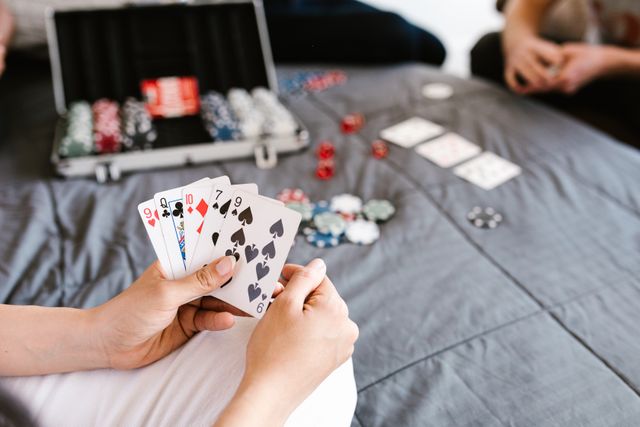The Secret Language of Live Poker: A Beginner's Guide